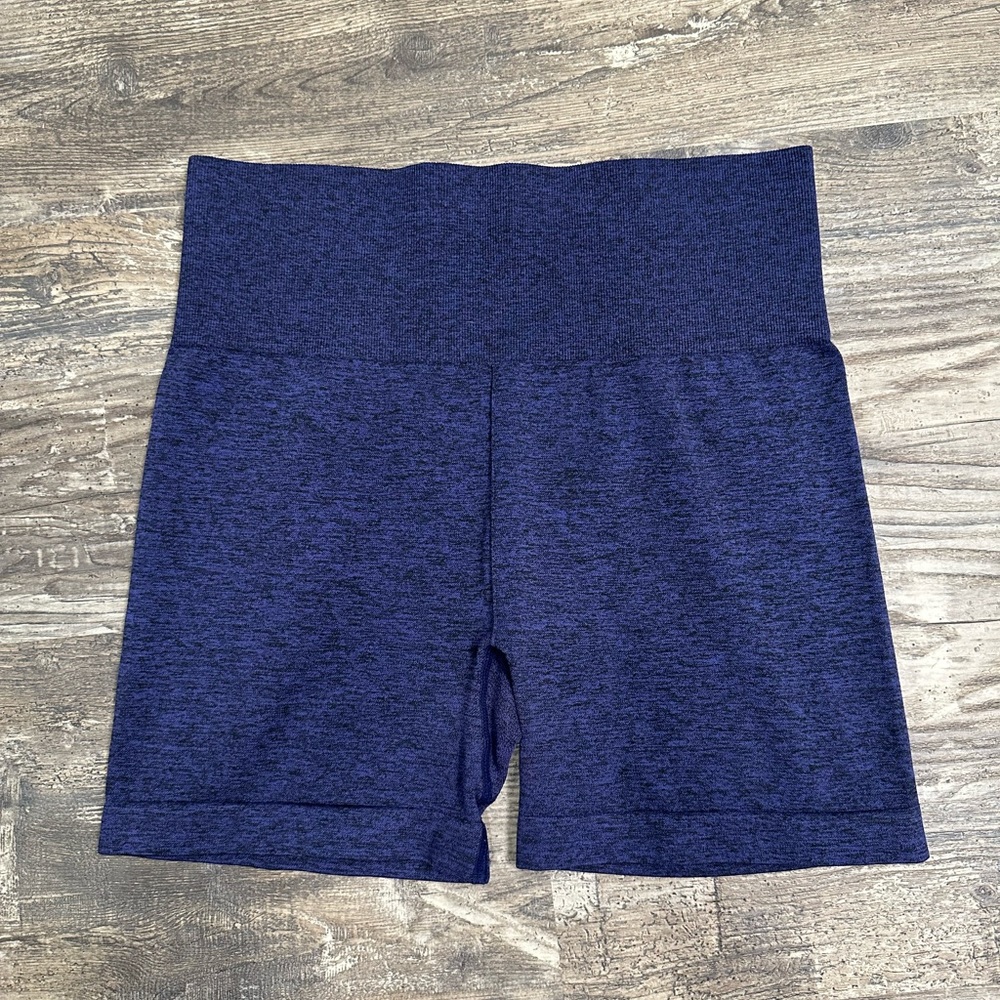 Zyia Navy Seamless Hustle Shorts (L)